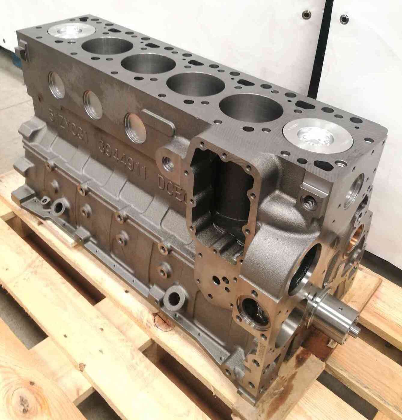 Engine Block Included Cummins 6B S6D102 (New) | Engineswarehouse.com