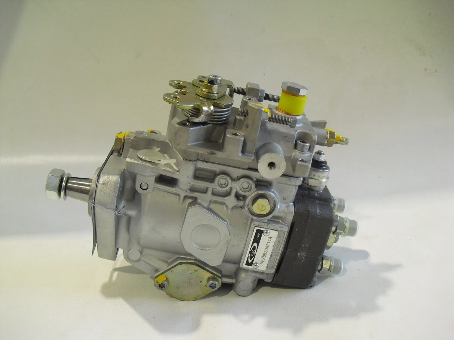 High pressure fuel pump Lucas / Delphi DPS 8520A711A