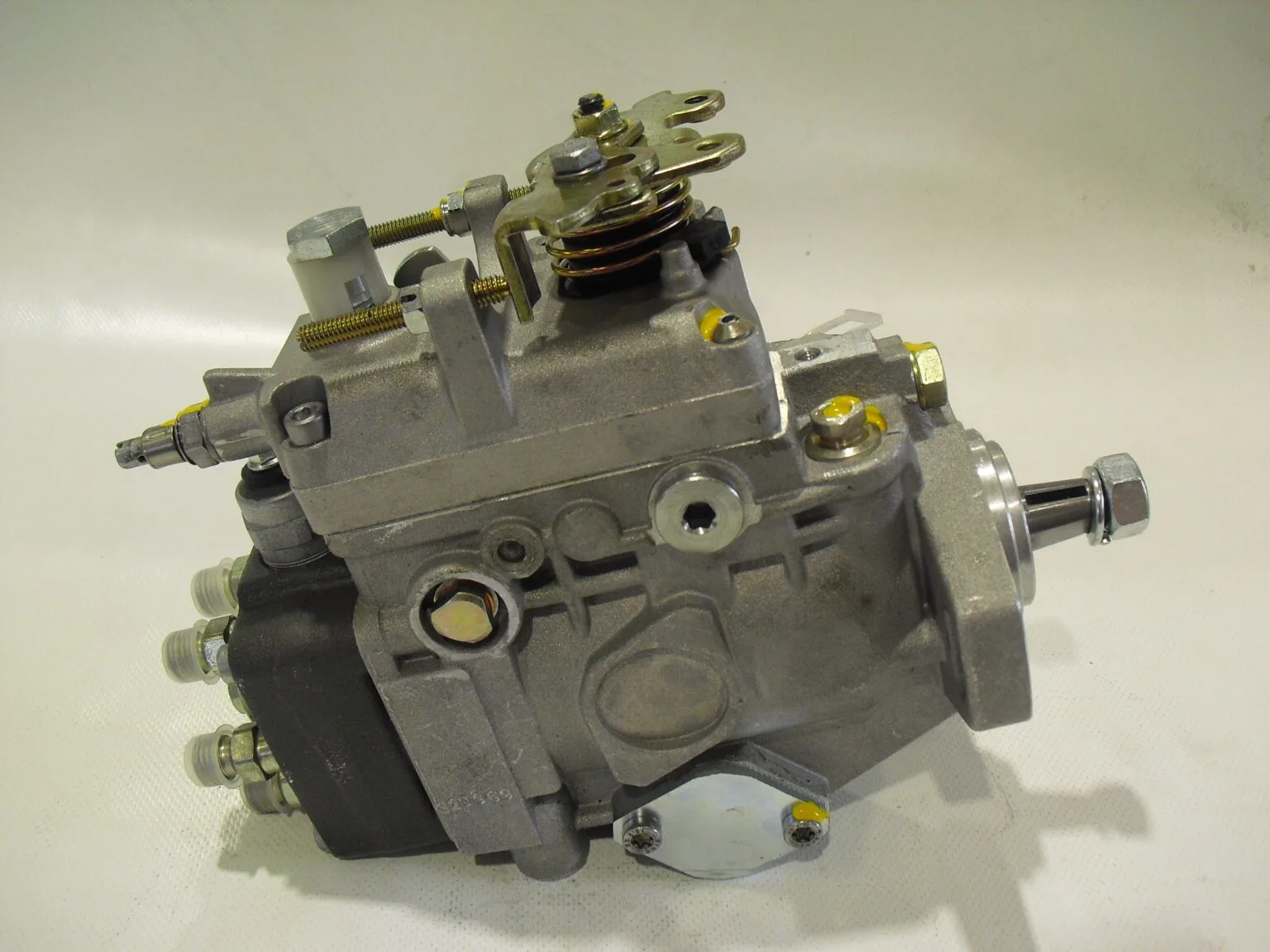 High pressure fuel pump Bosch 0.460.306.088