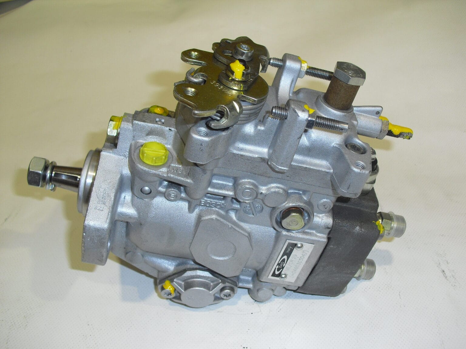 High pressure fuel pump Bosch 0.460.303.047