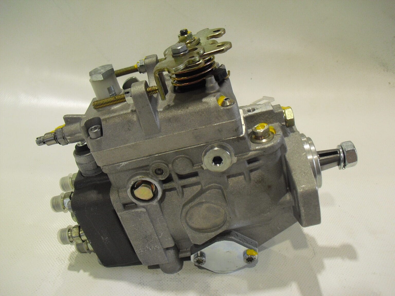 High pressure fuel pump Bosch 0.460.306.260