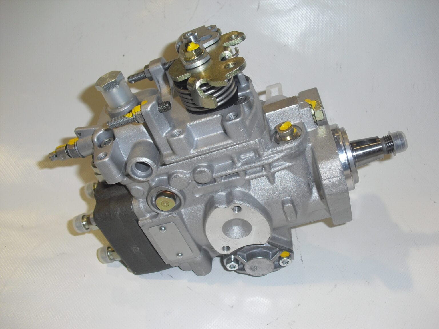 High pressure fuel pump Bosch 0.460.414.196