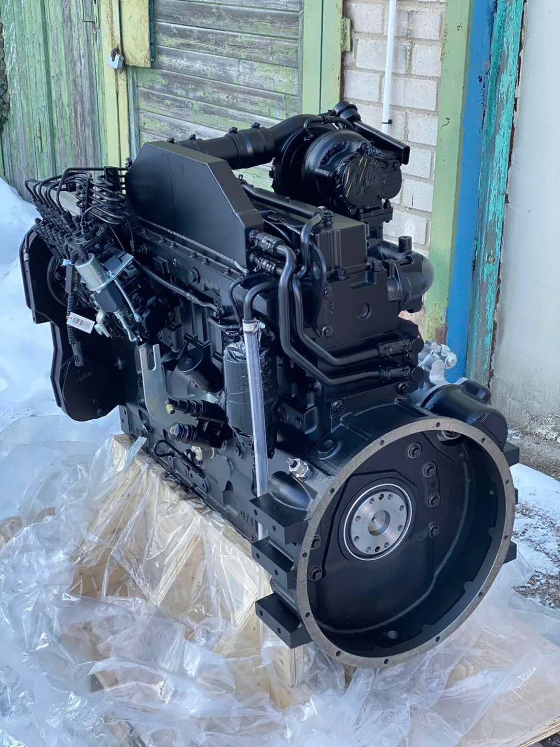 Cummins 6TA-830 engine (New)