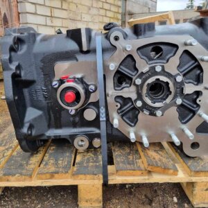 VALTRA / VALMET gearbox V35673700 (NEW)