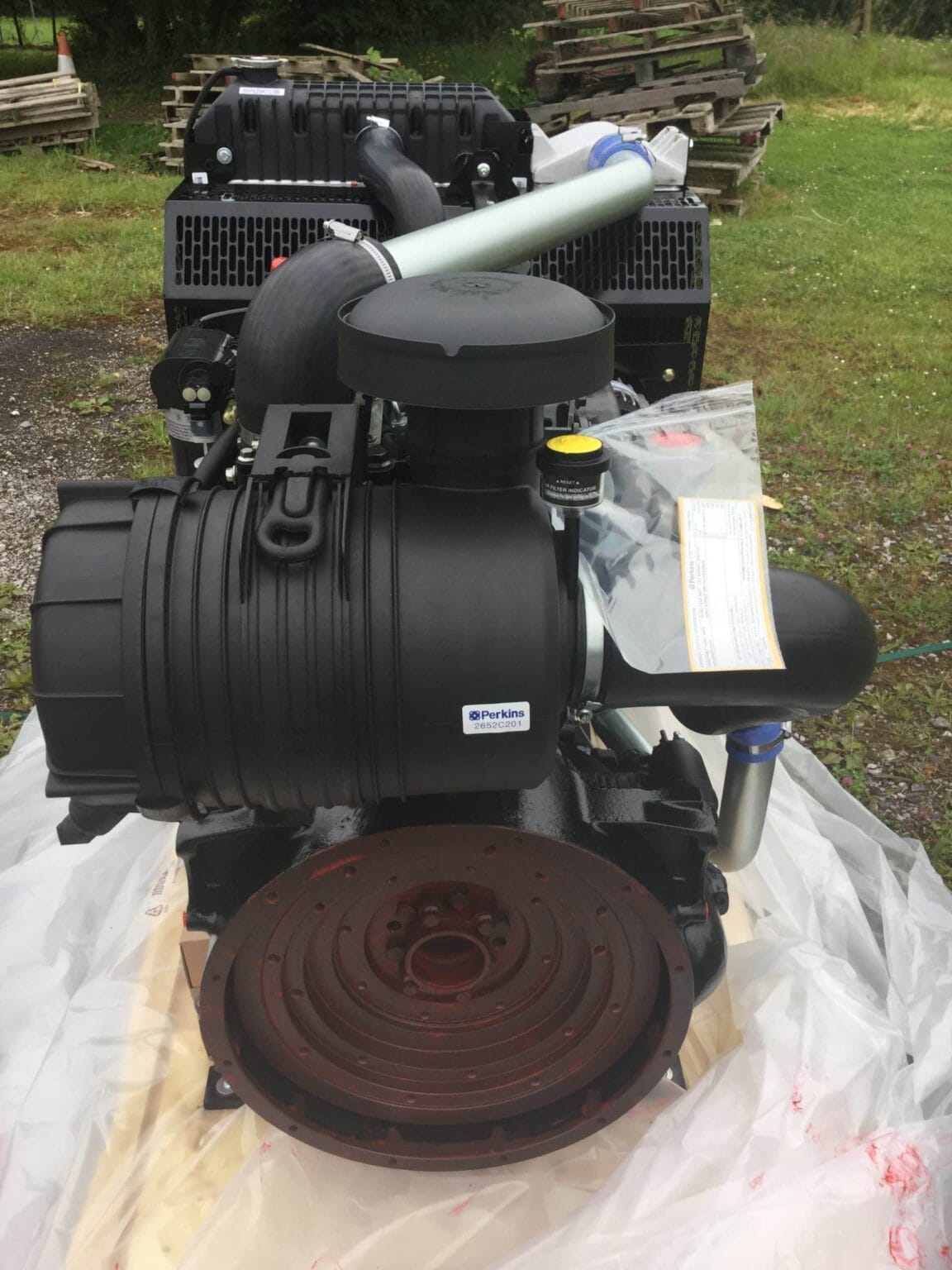 Perkins 1104C-44TA RJ51161 engine - air filter and flywheel side