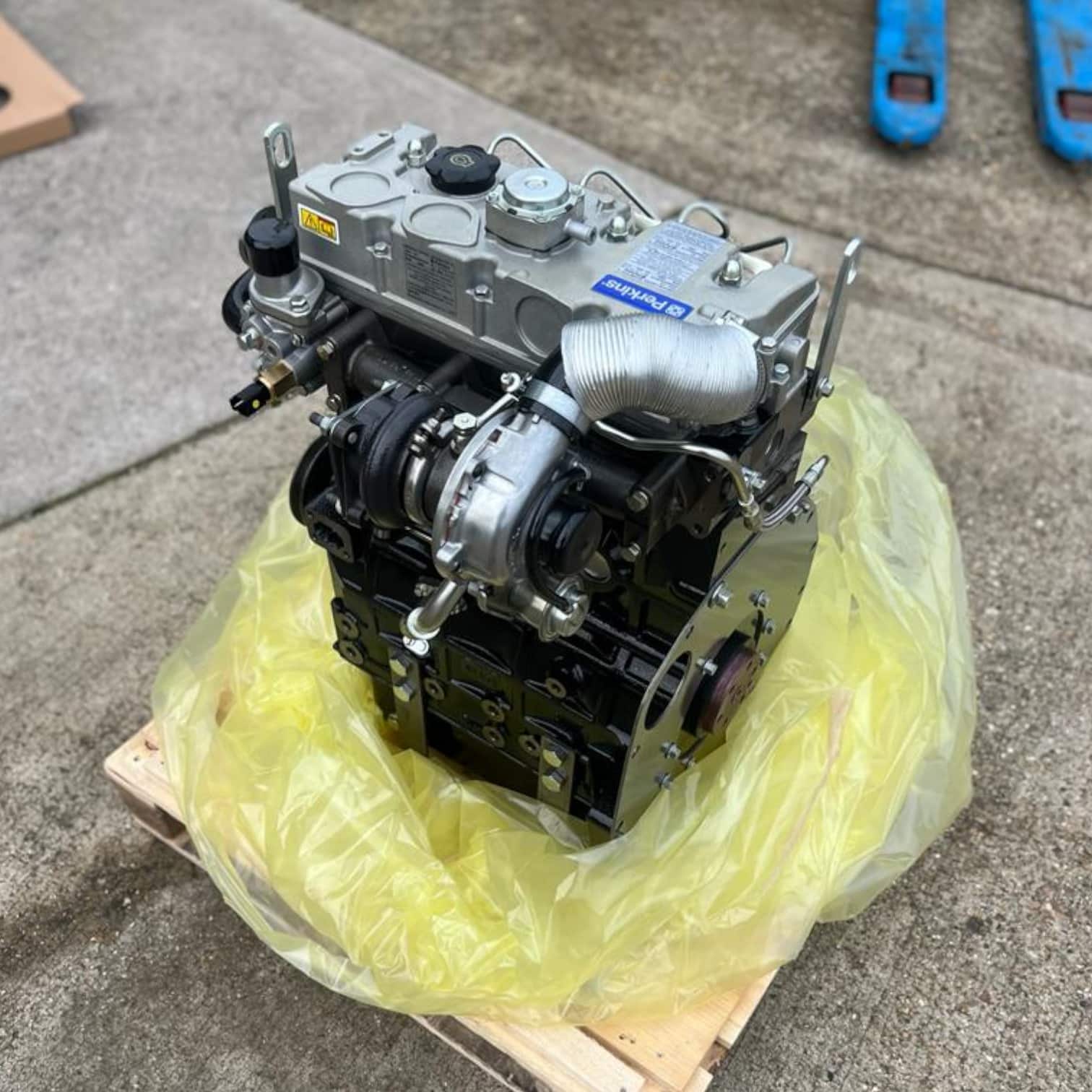 Perkins GP65977U - 404D-22T long engine (New)